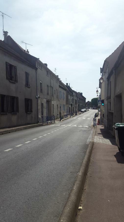 Cosy Village Bonneuil-en-France Extérieur photo